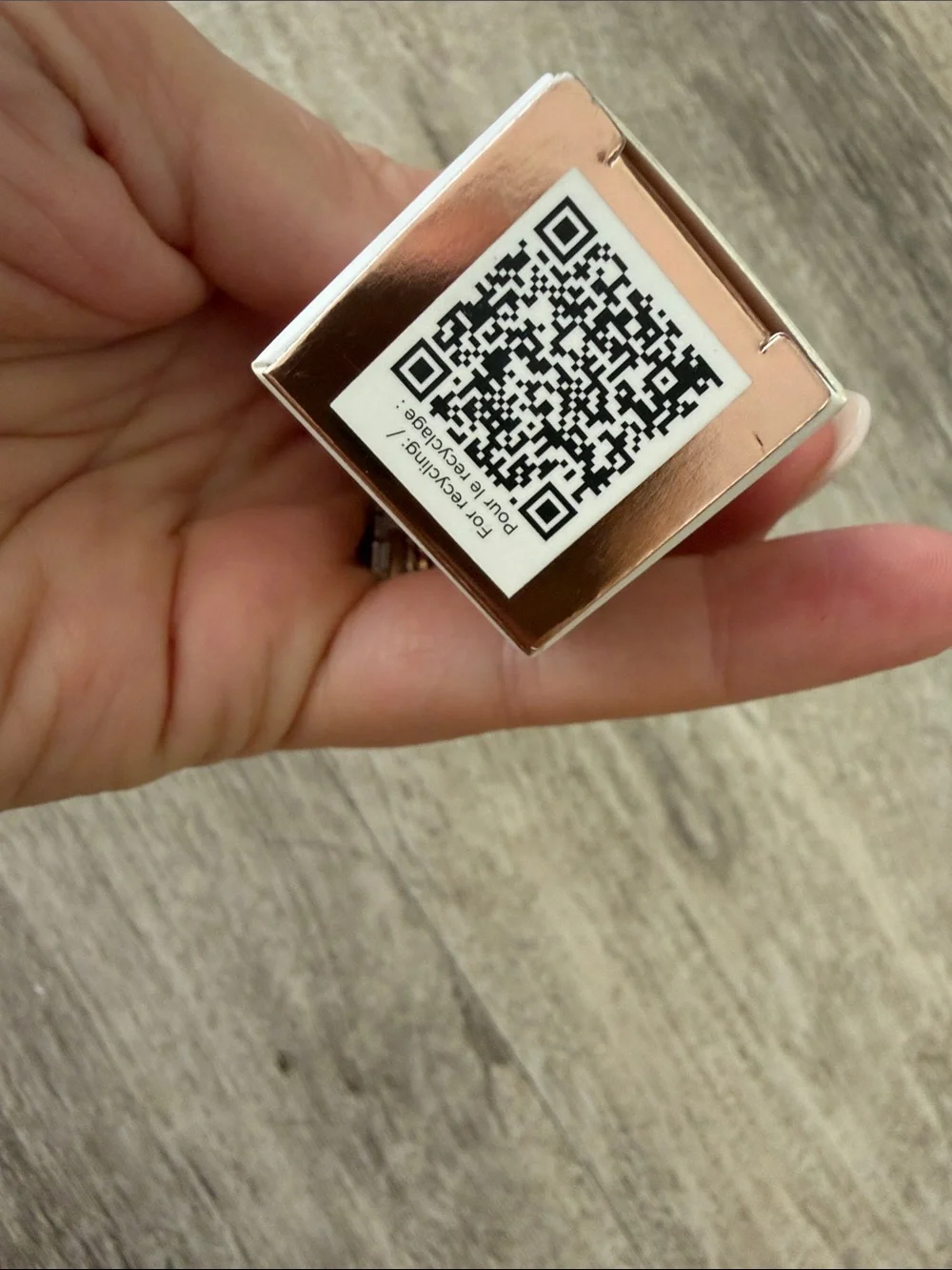 ICONIC London cream blush
